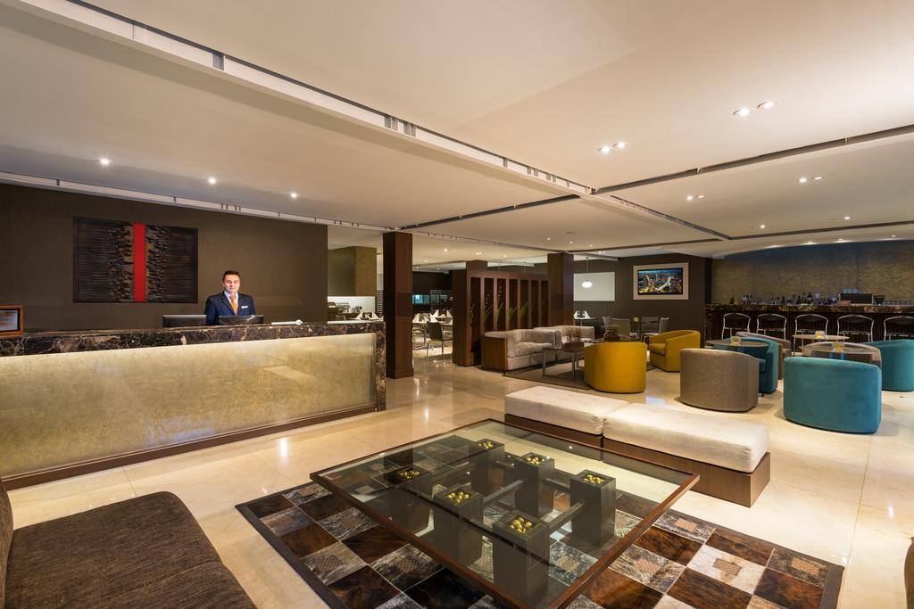 Hotel Lugano Suites ボゴタ エクステリア 写真