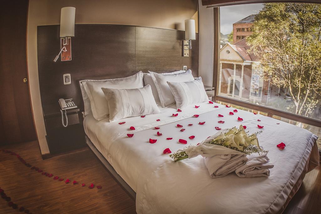 Hotel Lugano Suites ボゴタ エクステリア 写真