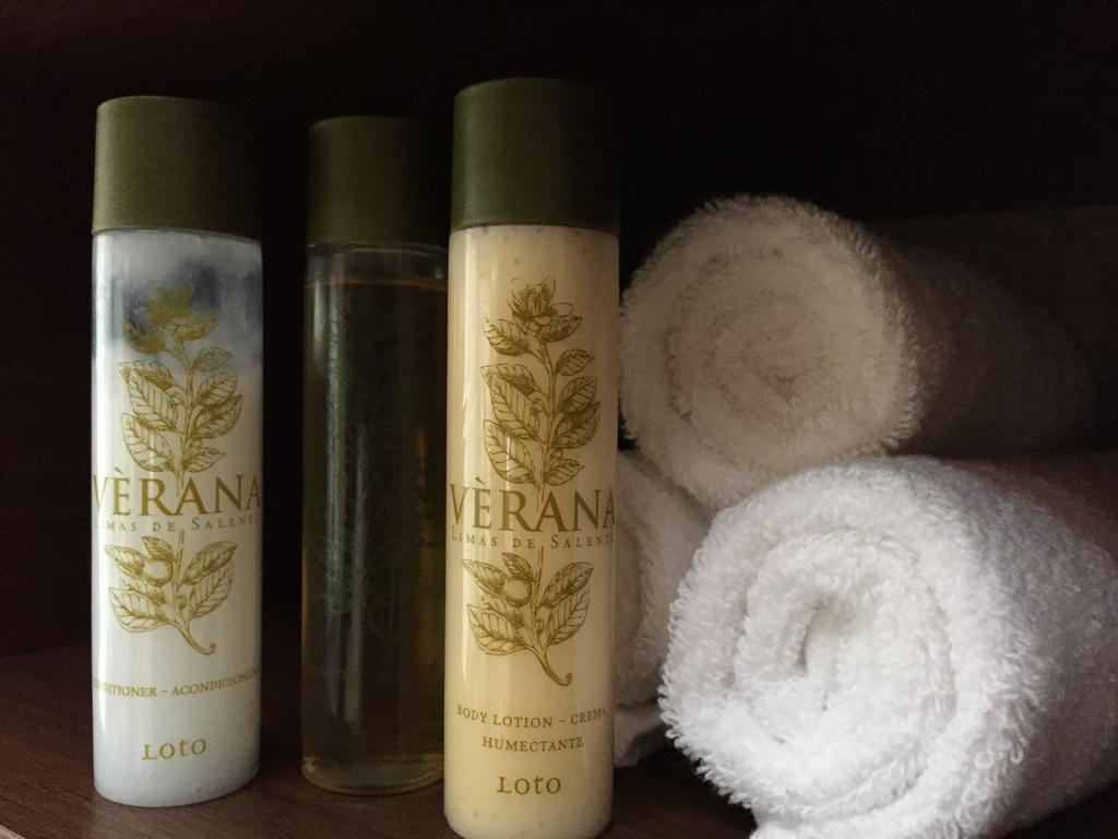 Hotel Lugano Suites ボゴタ エクステリア 写真