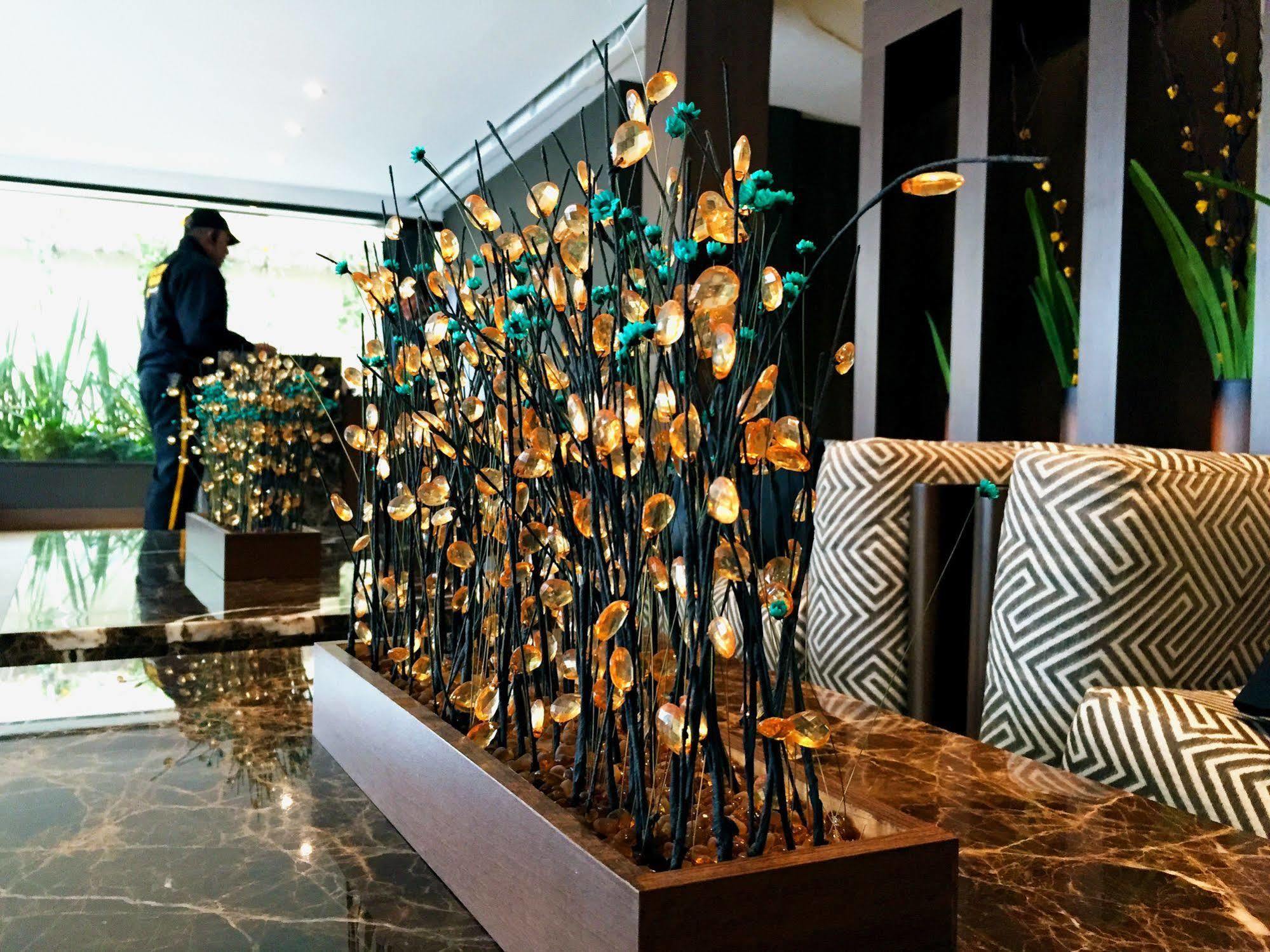 Hotel Lugano Suites ボゴタ エクステリア 写真